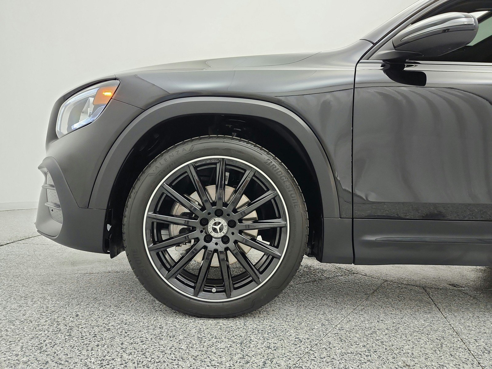 Used 2023 Mercedes-Benz GLB 250 image 18