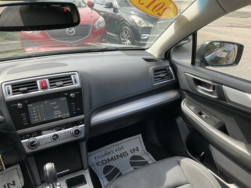 Used 2015 Subaru Legacy 2.5i Premium AWD/4WD image 18