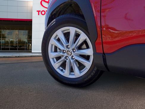 Certified 2022 Toyota Corolla Cross LE AWD/4WD image 10