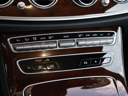 Certified 2023 Mercedes-Benz E 450 4MATIC Sedan image 27