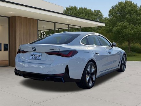 Certified 2024 BMW i4 eDrive35 w/ Convenience Package image 8