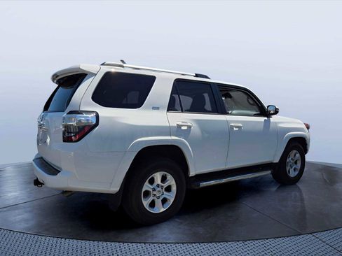 Used 2024 Toyota 4Runner SR5 Premium w/ Moonroof Package RWD image 5