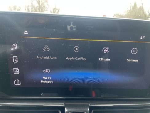 Used 2024 Chevrolet TrailBlazer LT w/ Convenience Package image 4