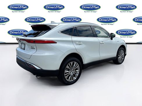 Used 2021 Toyota Venza XLE w/ Softex Package AWD/4WD image 7