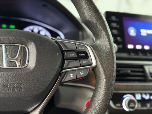 Used 2019 Honda Accord LX image 23