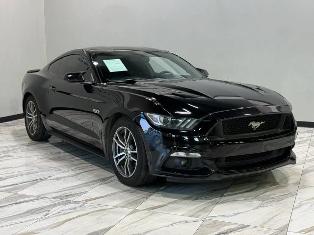 Used 2016 Ford Mustang GT RWD image 4