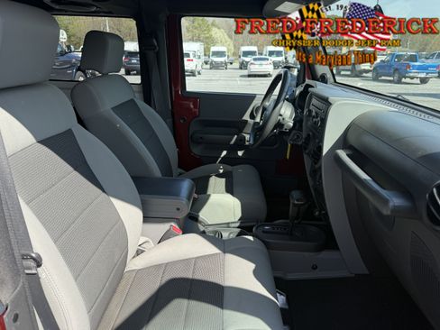 Used 2010 Jeep Wrangler Sport image 15