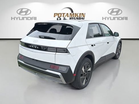 New 2026 Hyundai Ioniq 5 SE AWD/4WD image 5