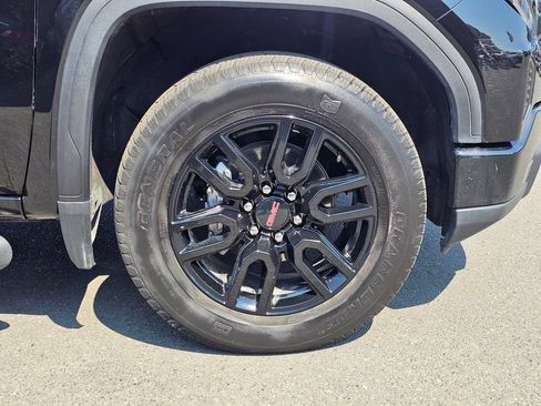 Used 2024 GMC Sierra 1500 Elevation AWD/4WD image 10