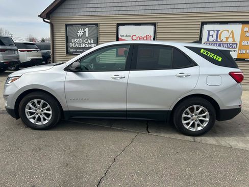 Used 2019 Chevrolet Equinox LS w/ LS Convenience Package image 8