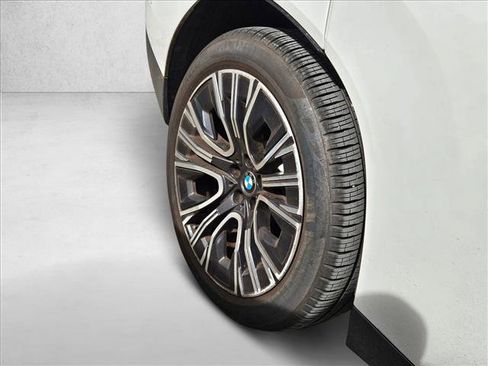 Certified 2025 BMW X3 xDrive30i w/ Premium Package image 7