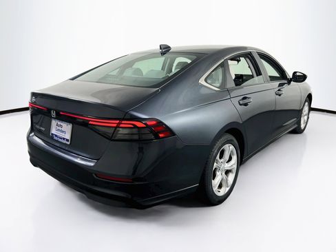 Used 2023 Honda Accord LX image 5