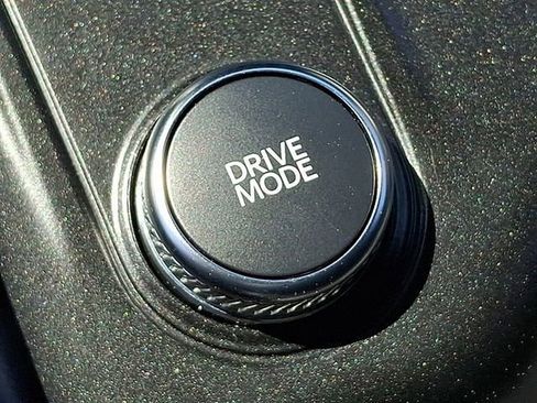 Used 2025 Ford Explorer ST-Line AWD/4WD image 24