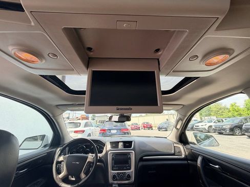 Used 2016 GMC Acadia Denali FWD image 32