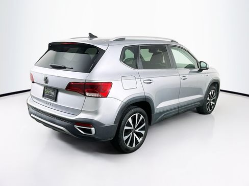 Used 2023 Volkswagen Taos SE FWD image 9