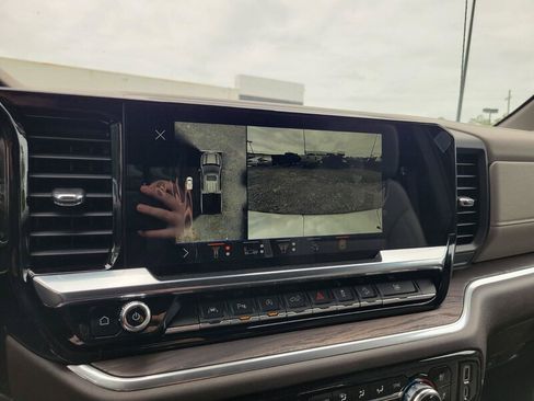 New 2026 GMC Sierra 1500 SLT w/ SLT Premium Package RWD image 18