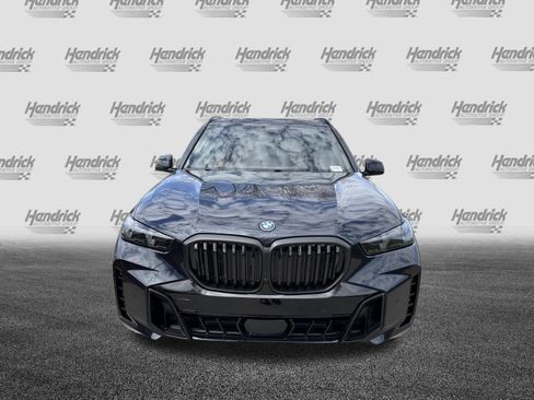 New 2026 BMW X5 xDrive50e image 3