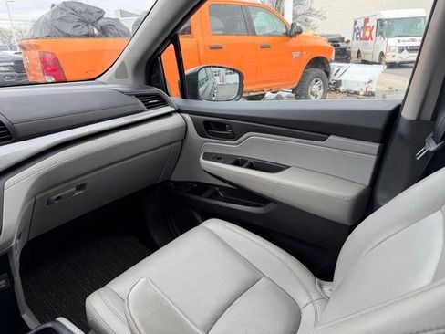 Used 2022 Honda Odyssey EX-L image 19