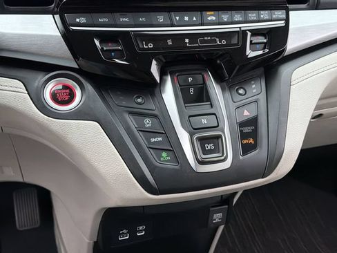 Used 2025 Honda Odyssey EX-L image 27