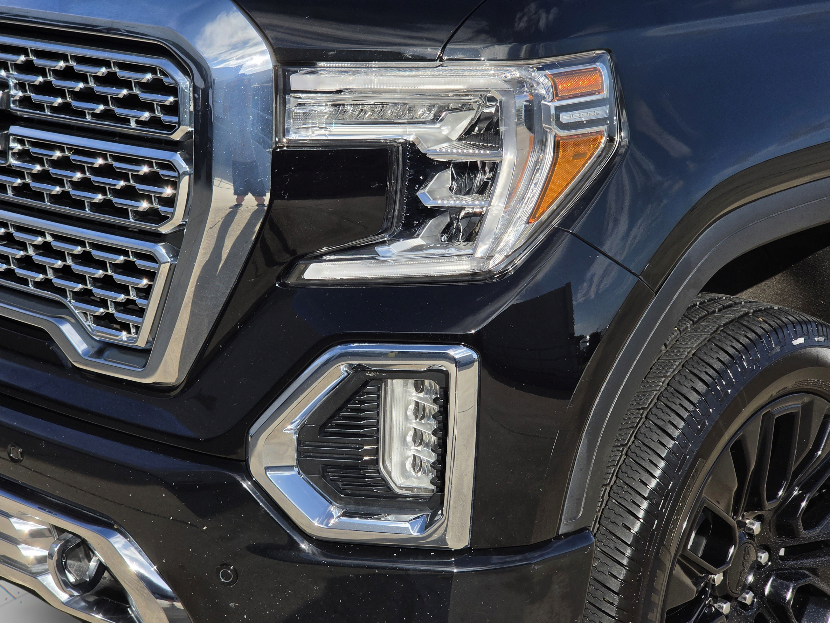 Used 2020 GMC Sierra 1500 Denali w/ Denali Ultimate Package AWD/4WD image 31