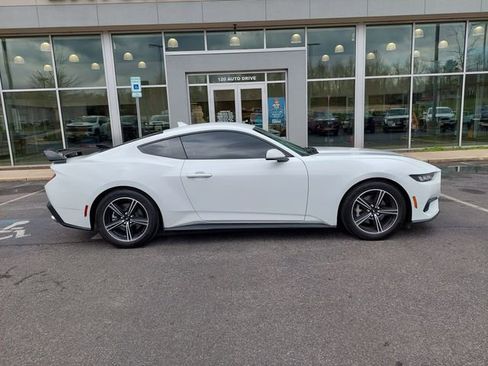 Used 2024 Ford Mustang Coupe image 29