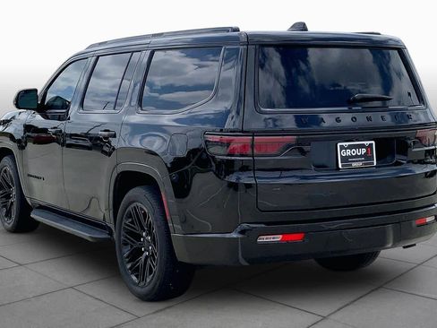 Used 2023 Jeep Wagoneer Series II RWD image 12