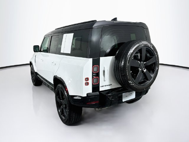 New 2026 Land Rover Defender 110 X-Dynamic SE AWD/4WD image 7