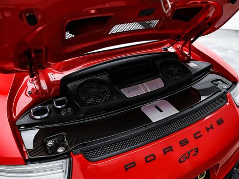 Used 2015 Porsche 911 GT3 image 85