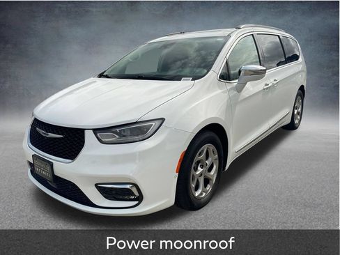 Used 2022 Chrysler Pacifica Limited FWD image 4