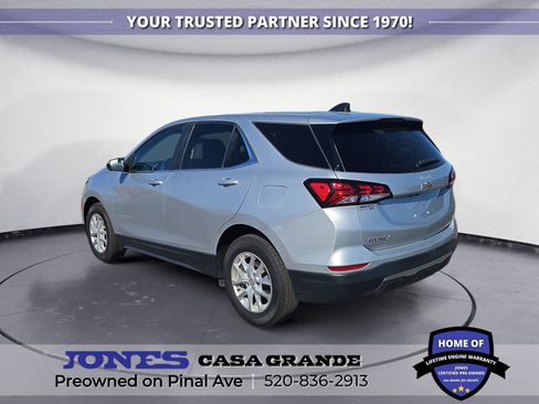 Used 2022 Chevrolet Equinox LT FWD image 4