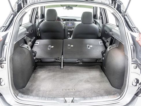 Used 2019 Nissan Kicks SV FWD image 38