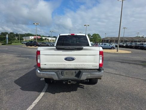 Used 2019 Ford F250 XL w/ STX Appearance Package AWD/4WD image 4