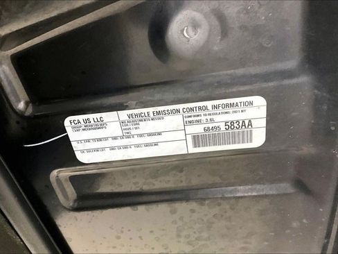 Used 2021 Jeep Grand Cherokee L Laredo AWD/4WD image 32