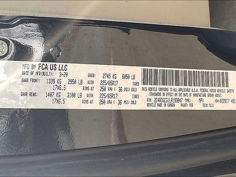 Used 2020 Dodge Grand Caravan SXT image 17