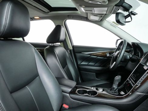 Used 2019 INFINITI Q50 Luxe w/ Cargo Package (L96) RWD image 21