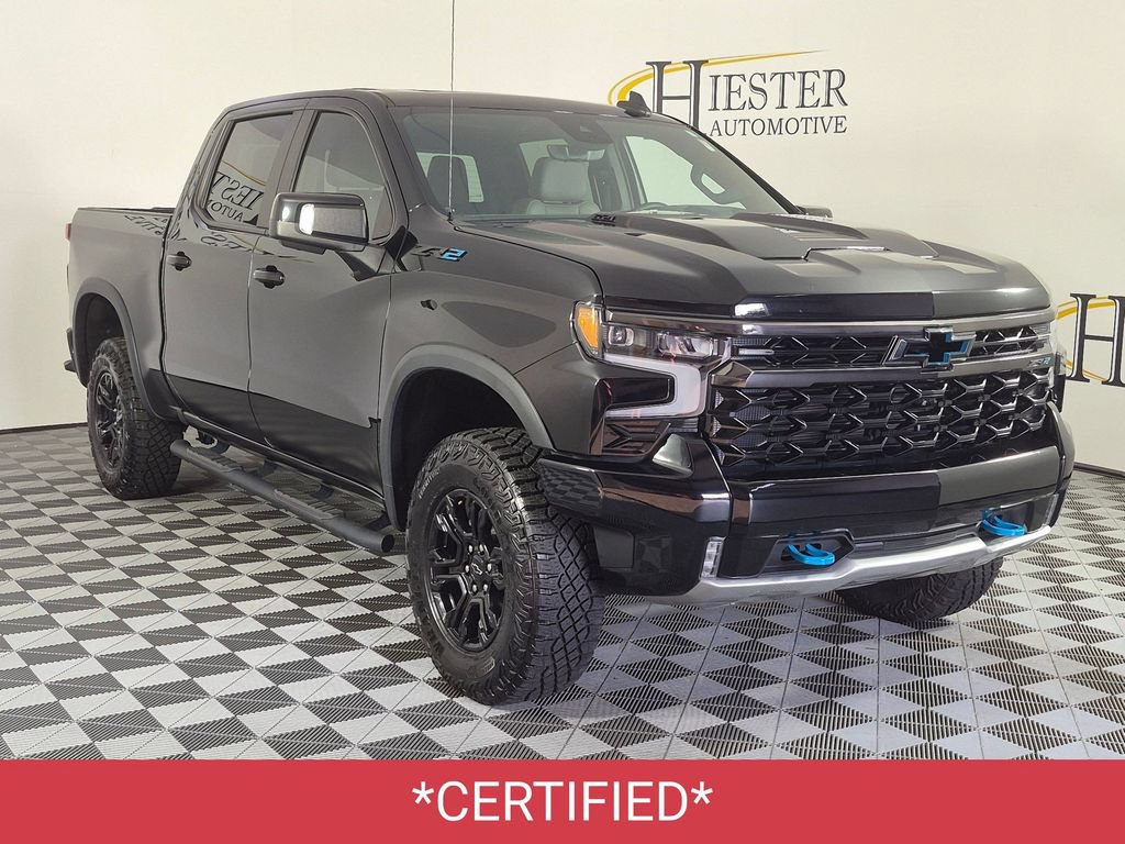 Used 2023 Chevrolet Silverado 1500 ZR2 w/ Technology Package AWD/4WD image 2