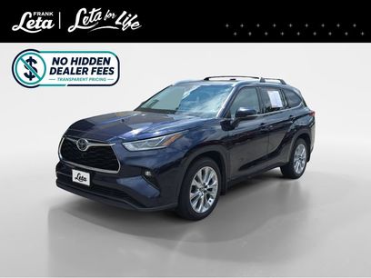 Used 2021 Toyota Highlander Limited