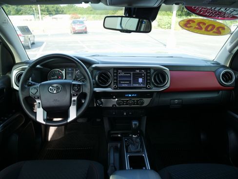 Used 2023 Toyota Tacoma SR5 image 15