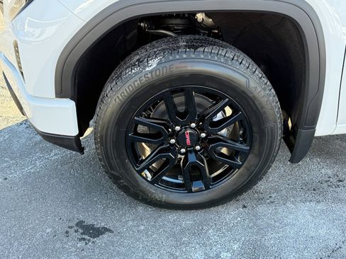 New 2026 GMC Sierra 1500 Elevation w/ Preferred Package image 9