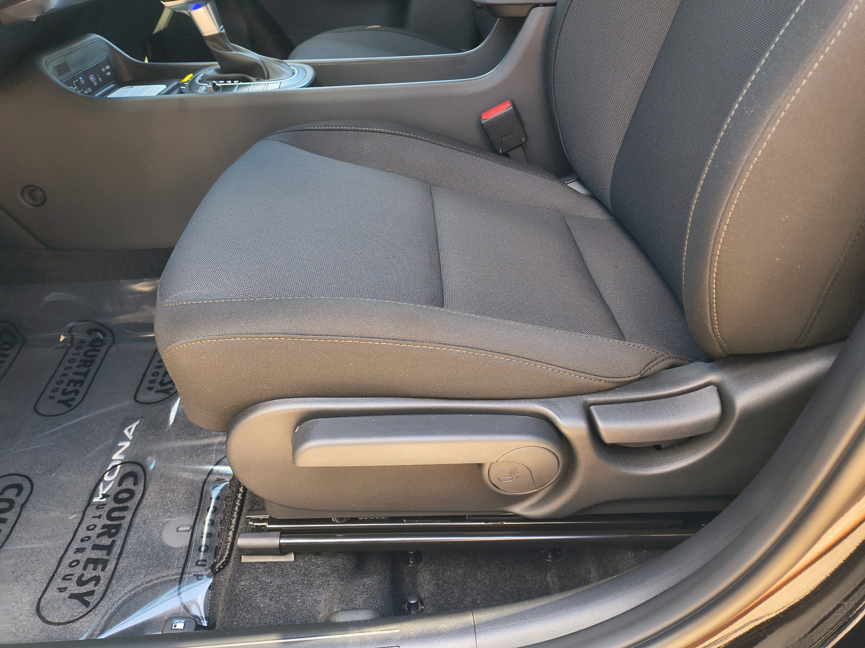 New 2027 Hyundai Kona SEL Sport FWD image 25