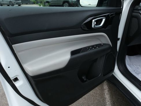 Certified 2025 Jeep Compass Limited AWD/4WD image 15