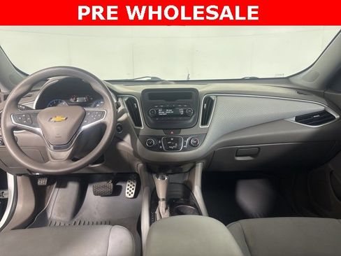 Used 2016 Chevrolet Malibu L image 30