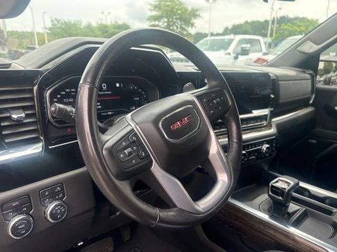 Used 2022 GMC Sierra 1500 Elevation w/ Elevation Premium Package AWD/4WD image 14
