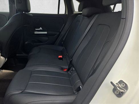 New 2026 Mercedes-Benz GLA 250 image 12