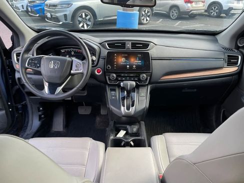 Used 2017 Honda CR-V Touring image 3