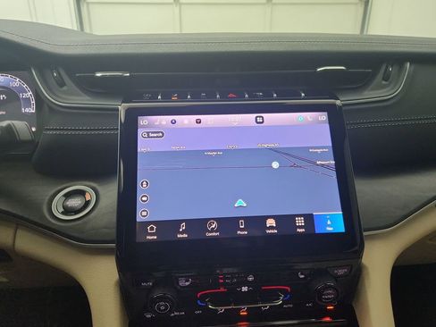 New 2025 Jeep Grand Cherokee L Limited w/ Trailer Tow Package image 26