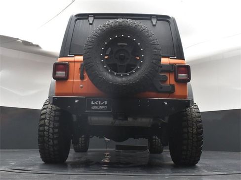 Used 2018 Jeep Wrangler Unlimited Sport S image 35