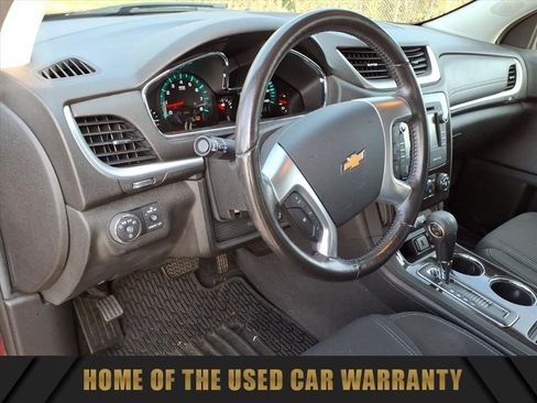 Used 2015 Chevrolet Traverse LT image 16