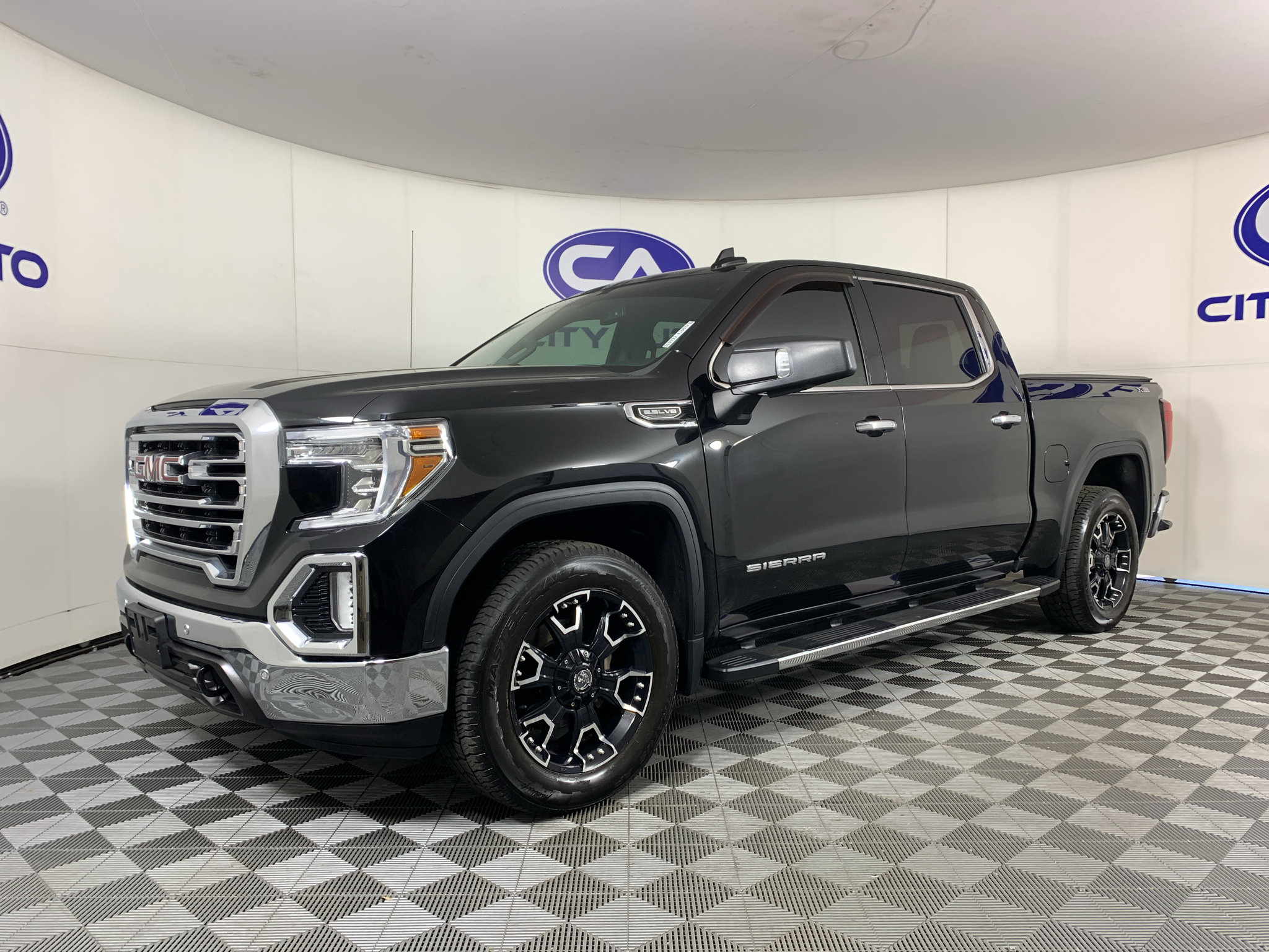 Used 2021 GMC Sierra 1500 SLT w/ SLT Premium Package AWD/4WD image 6