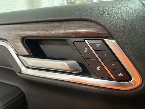 Used 2025 Chevrolet Silverado 1500 LTZ w/ LTZ Premium Package image 10